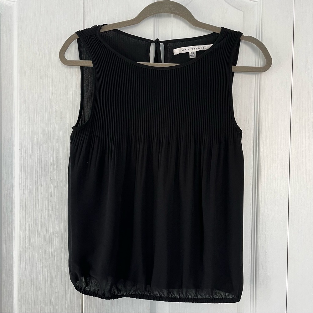 Max studio black sheer sleeveless blouse size XS